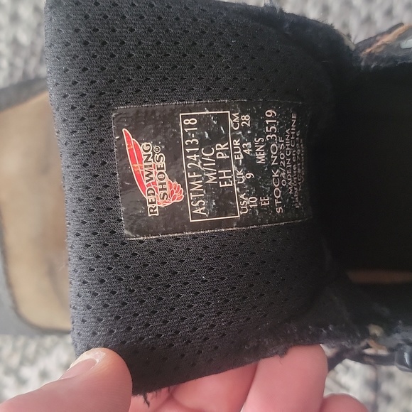 Redwing boots, size 10EE, - Picture 3 of 4